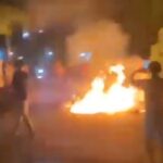 Maling di Jombang Dihajar dan Motornya Dibakar