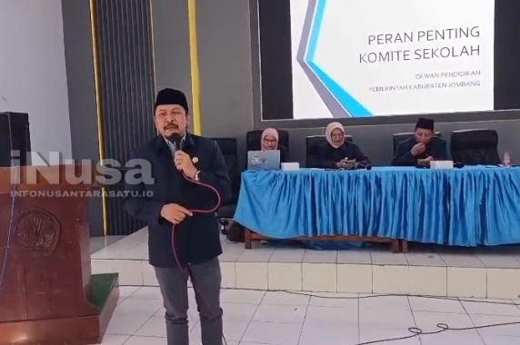 Dewan Pendidikan Jombang Desak Komite Sekolah Patuhi Batas Jabatan dan Aturan Dana